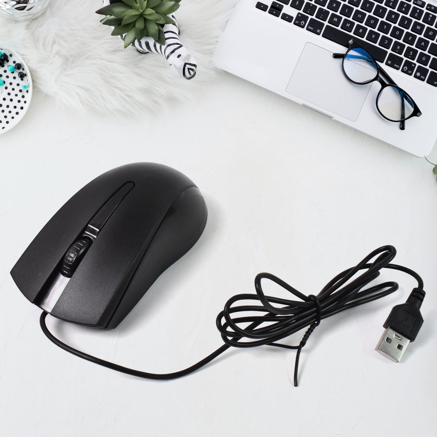 TechWave Wired Optical Mouse X2 – Reliable Performance and Comfort